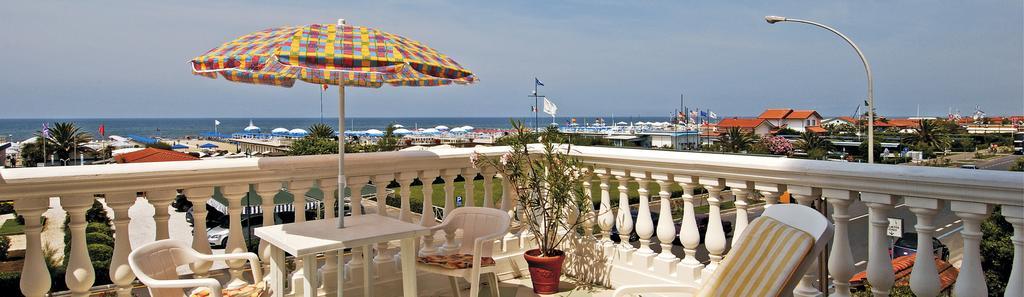 Hotel Happy Marina di Pietrasanta Εξωτερικό φωτογραφία