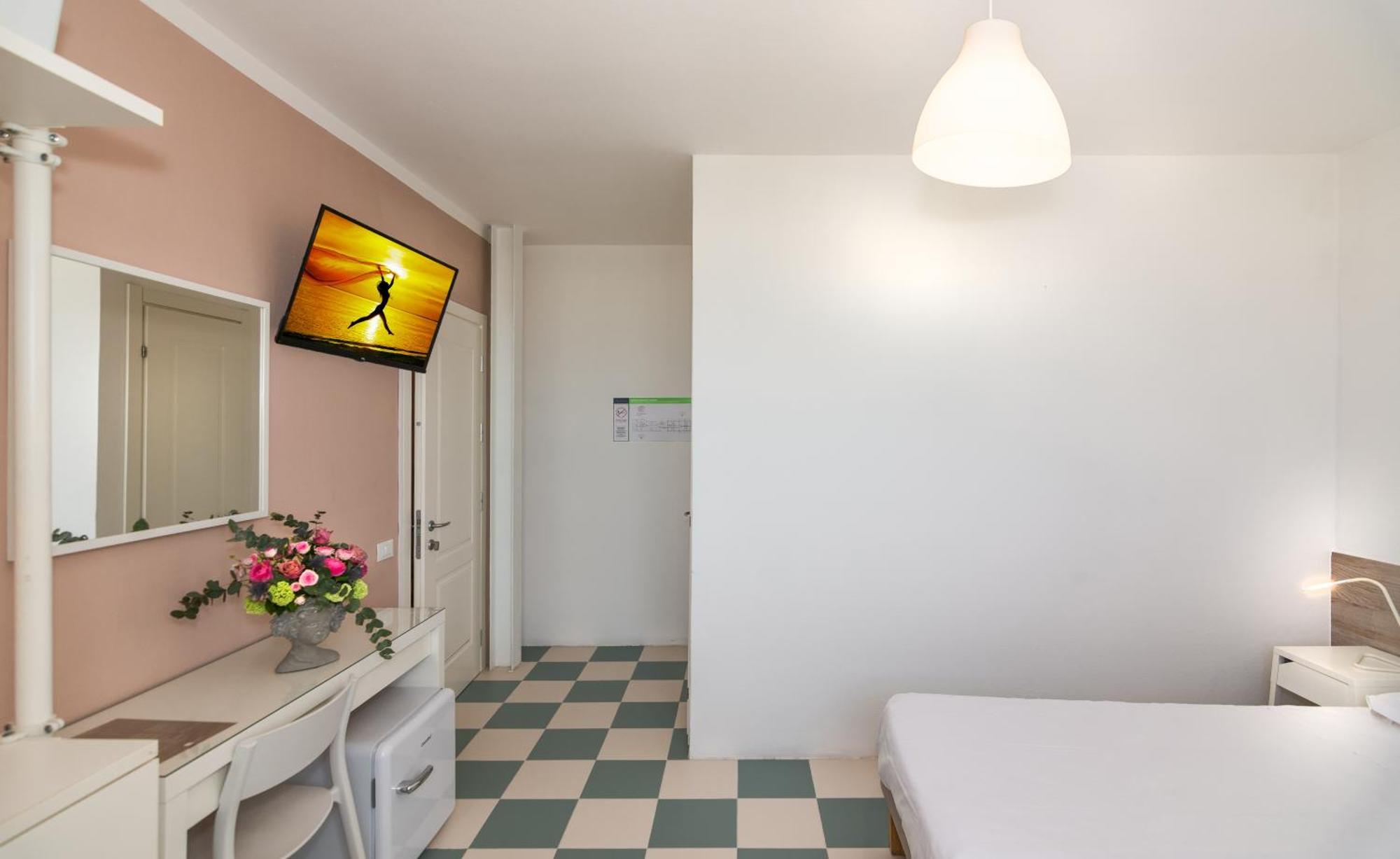 Hotel Happy Marina di Pietrasanta Εξωτερικό φωτογραφία