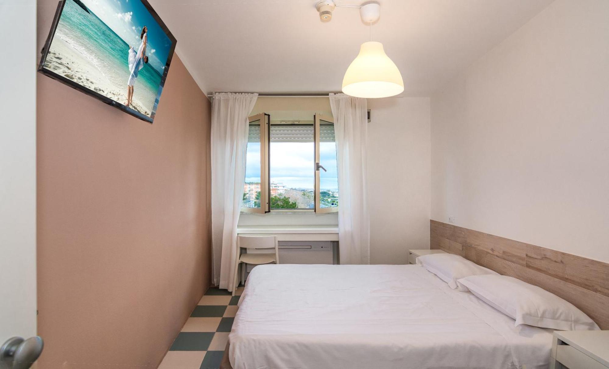 Hotel Happy Marina di Pietrasanta Εξωτερικό φωτογραφία