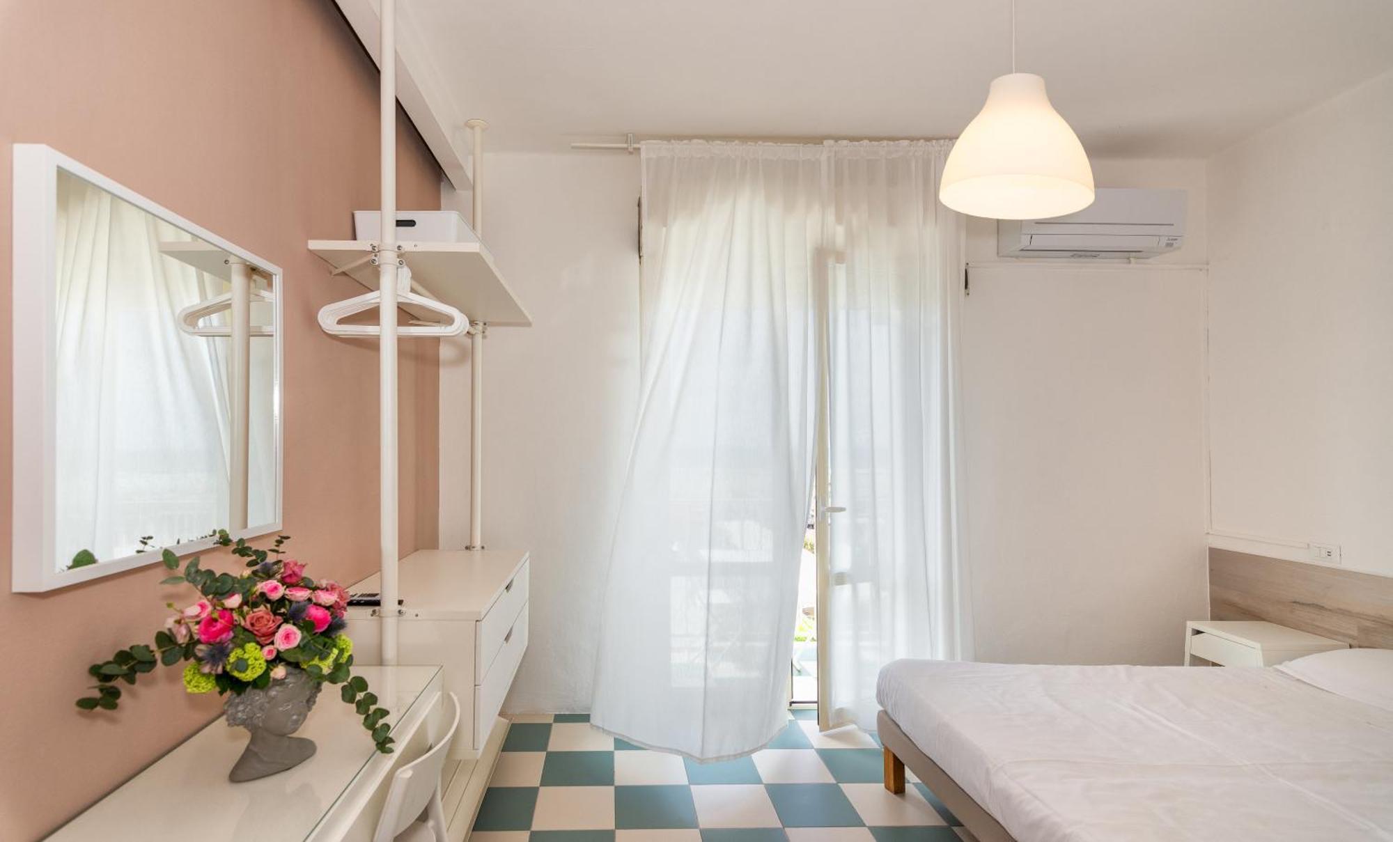 Hotel Happy Marina di Pietrasanta Εξωτερικό φωτογραφία