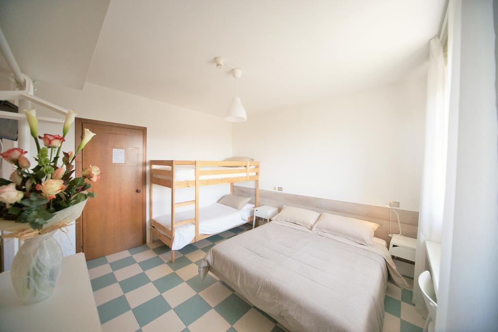 Hotel Happy Marina di Pietrasanta Εξωτερικό φωτογραφία